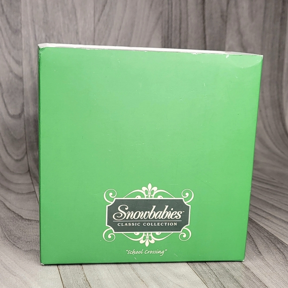 Snowbabies SCHOOL CROSSING 2006 Department 56 - 56.69668 Penguins 4.75" - Picture 11 of 14